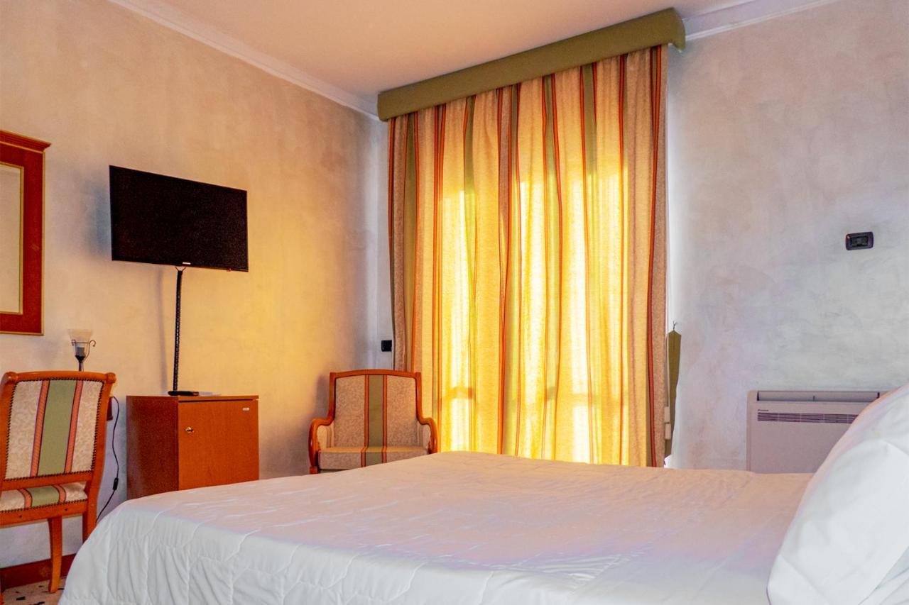 Hotel Astoria Fermo Zewnętrze zdjęcie
